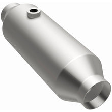 Load image into Gallery viewer, Magnaflow 2.25in. CA OBDII Universal Converter (4451355)