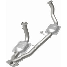 Load image into Gallery viewer, Magnaflow 95-96 Ford Windstar 3.0L Direct Fit Converter (4451381)