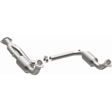 Load image into Gallery viewer, Magnaflow 2000 Cadillac Escalade 5.7L Direct Fit Converter (4451420)