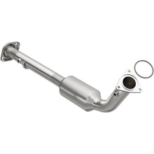 Load image into Gallery viewer, Magnaflow 02-03 Cadillac Escalade 6.0L Direct Fit Converter (4451421)