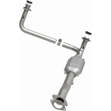 Load image into Gallery viewer, MagnaFlow Converter Direct Fit California Grade 96-99 GM K/C 1500/2500 5.0L V8/4.3L V6 (4451457)