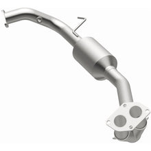 Load image into Gallery viewer, Magnaflow 98-99 Isuzu Rodeo 2.2L Direct Fit Converter (4451623)