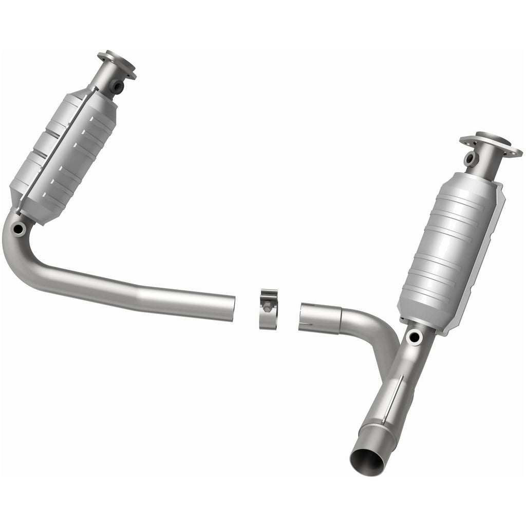 MagnaFlow 06 Mitsubishi Raider Catalytic Converter DF (California) (4451627)
