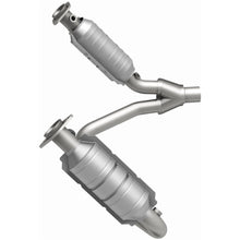 Load image into Gallery viewer, MagnaFlow 06 Mitsubishi Raider Catalytic Converter DF (California) (4451627)