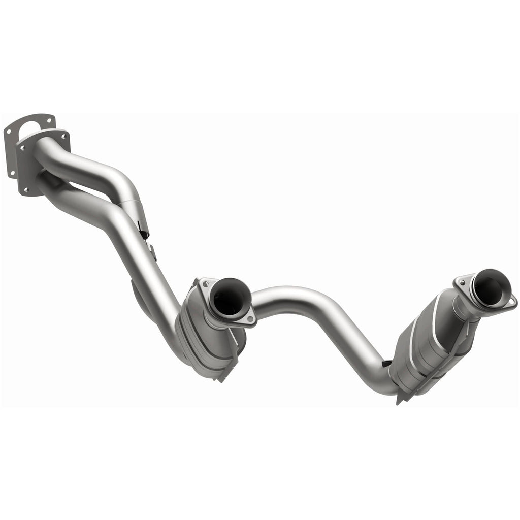 Magnaflow 2005 Ford F-250 Super Duty 6.8L Direct Fit Converter (4451631)