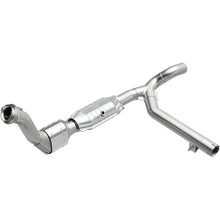 Load image into Gallery viewer, MagnaFlow Conv DF 99-00 Ford Exped 4.6L (447112)