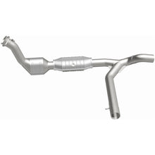 Load image into Gallery viewer, MagnaFlow Conv DF 99-00 Ford Exped 4.6L (447112)