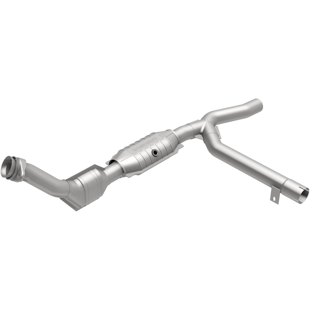 MagnaFlow Conv DF 01 Ford Trucks 4.6L (447122)