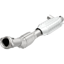 Load image into Gallery viewer, MagnaFlow Conv DF 97-98 Ford Trucks 4.6L (447133)