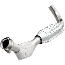 Load image into Gallery viewer, MagnaFlow Conv DF 97-98 Ford F-150 4.6L (447139)