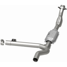 Load image into Gallery viewer, MagnaFlow Conv DF 99-00 Ford F-150 4.2L 50S (447142)