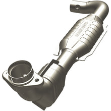 Load image into Gallery viewer, MagnaFlow Conv DF 97-98 Ford Trucks 4.6L (447153)