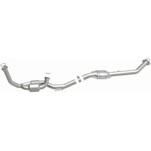 Load image into Gallery viewer, Magnaflow 98-00 Toyota Sienna 3.0L Direct Fit Converter (447163)