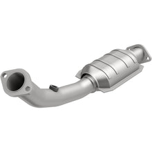 Load image into Gallery viewer, MagnaFlow Conv DF 96-98 Mazda Mpv Front 3.0L (447171)