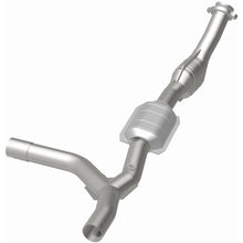 Load image into Gallery viewer, MagnaFlow Conv DF 97-00 Ford Vans 4.2L (447180)
