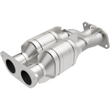 Load image into Gallery viewer, MagnaFlow Conv DF 96-97 Explorer 5.0L Rear (447201)