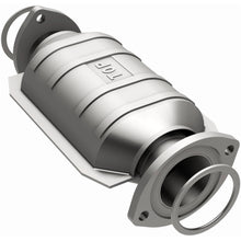 Load image into Gallery viewer, MagnaFlow Conv DF 95-97 Toyota Land Cruiser 4.5L (447217)