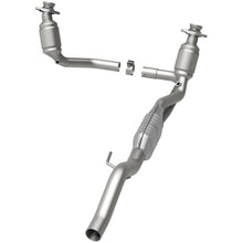 Load image into Gallery viewer, Magnaflow Conv DF 00-03 Dakota 4.7L (447248)
