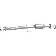 Load image into Gallery viewer, Magnaflow 95 - 97 Kia Sephia 1.8L Direct Fit Converter (4481034)