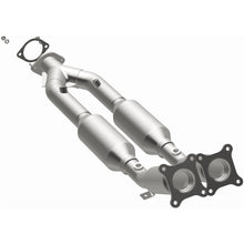 Load image into Gallery viewer, Magnaflow 99-01 Volvo S80 2.8L Direct Fit Converter (4481156)