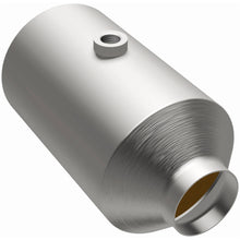 Load image into Gallery viewer, Magnaflow 2.00in. Mid-Bed O2 CA Universal Converter (4481355)