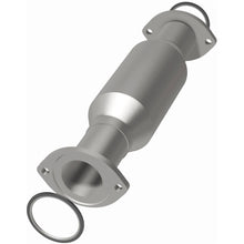 Load image into Gallery viewer, Magnaflow 96-99 Toyota Tacoma 2.7L Direct Fit Converter (4481609)