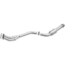 Load image into Gallery viewer, Magnaflow 96-98 BMW 318i 1.9L Direct Fit Converter (4481662)