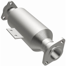 Load image into Gallery viewer, Magnaflow 96-98 Hyundai Elantra 1.8L Direct Fit Converter (4481876)