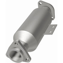 Load image into Gallery viewer, Magnaflow 96-98 Hyundai Elantra 1.8L Direct Fit Converter (4481876)