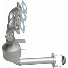 Load image into Gallery viewer, Magnaflow Conv DF 2006 Ford Fusion 3.0L (452011)