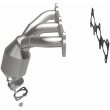 Load image into Gallery viewer, Magnaflow Conv DF 02-06 Hyundai Sonata 2.7L (452018)