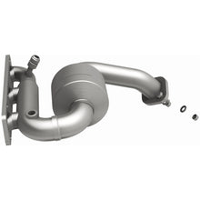 Load image into Gallery viewer, Magnaflow Conv DF 04-05 Ford Taurus 3.0L (452045)
