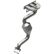 Load image into Gallery viewer, MagnaFlow Conv DF BMW 99-00 323 2.5L / 99-00 328 2.8L / 99-00 Z3 2.5L/2.8L California (452175)
