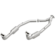 Load image into Gallery viewer, MagnaFlow Conv Direct Fit OEM 2003 Land Rover Discovery Underbody (4551028)