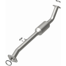 Load image into Gallery viewer, MagnaFlow Conv Direct Fit OEM 2001-2004 Toyota Sequoia Underbody (4551061)