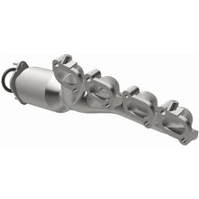 Load image into Gallery viewer, Magnaflow 04-06 Cadillac SRX 4.6L Direct Fit Converter (4551070)