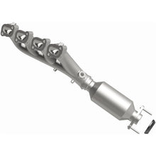 Load image into Gallery viewer, Magnaflow 04-06 Cadillac SRX 4.6L Direct Fit Converter (4551071)