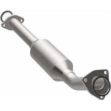 Load image into Gallery viewer, MagnaFlow Conv Direct Fit OEM 2003-2004 Toyota Tundra Underbody - 28.75in Length (4551406)