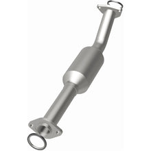 Load image into Gallery viewer, MagnaFlow Conv Direct Fit OEM 2003-2004 Toyota Tundra Underbody - 28.75in Length (4551406)