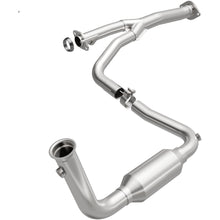 Load image into Gallery viewer, Magnaflow 2004 Jeep Liberty 3.7L Direct Fit Converter (4551582)