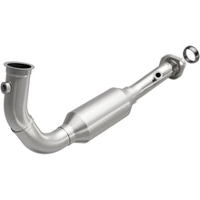 Load image into Gallery viewer, MagnaFlow Conv Direct Fit OEM 2004 Jeep Liberty Underbody (4551583)
