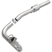 Load image into Gallery viewer, Magnaflow 03-06 Chevrolet Silverado 2500 HD 6.0L Direct Fit Converter (4551642)