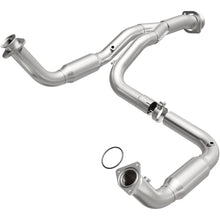 Load image into Gallery viewer, Magnaflow 07-10 GMC Sierra 2500 HD 6.0L Direct Fit Converter (4551644)