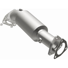 Load image into Gallery viewer, Magnaflow 01-05 Volkswagen Passat 1.8L Direct Fit Converter (4561062)
