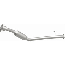Load image into Gallery viewer, Magnaflow 04-06 Saturn Vue 2.2L Direct Fit Converter (4561068)