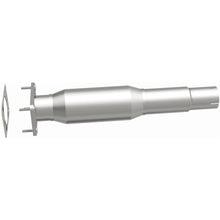 Load image into Gallery viewer, Magnaflow 00-03 Buick LeSabre 3.8L Direct Fit Converter (4561333)