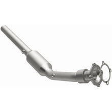 Load image into Gallery viewer, Magnaflow 04-05 Volkswagen Jetta 1.8L Direct Fit Converter (4561892)