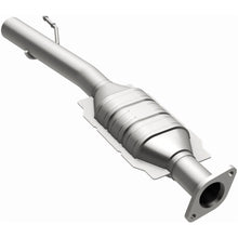 Load image into Gallery viewer, Magnaflow Conv DF 2005 Ford Escape 3.0L (457010)