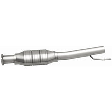 Load image into Gallery viewer, Magnaflow Conv DF 2005 Ford Escape 3.0L (457010)