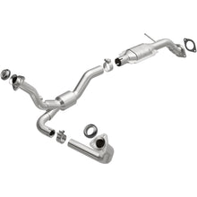 Load image into Gallery viewer, MagnaFlow Conv DF 00-04 Chevy Blazer 4.3L (458010)